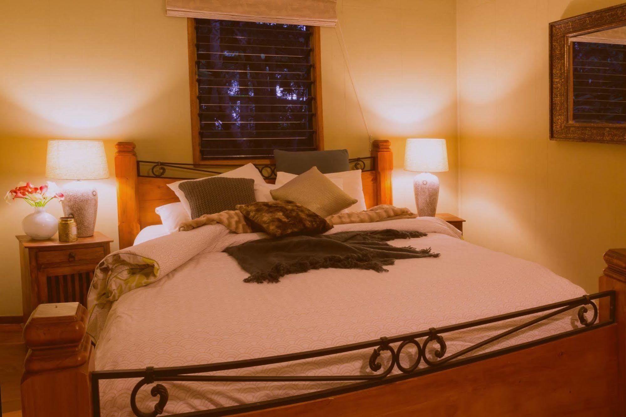 Whispering Valley Cottage Retreat Maleny Esterno foto